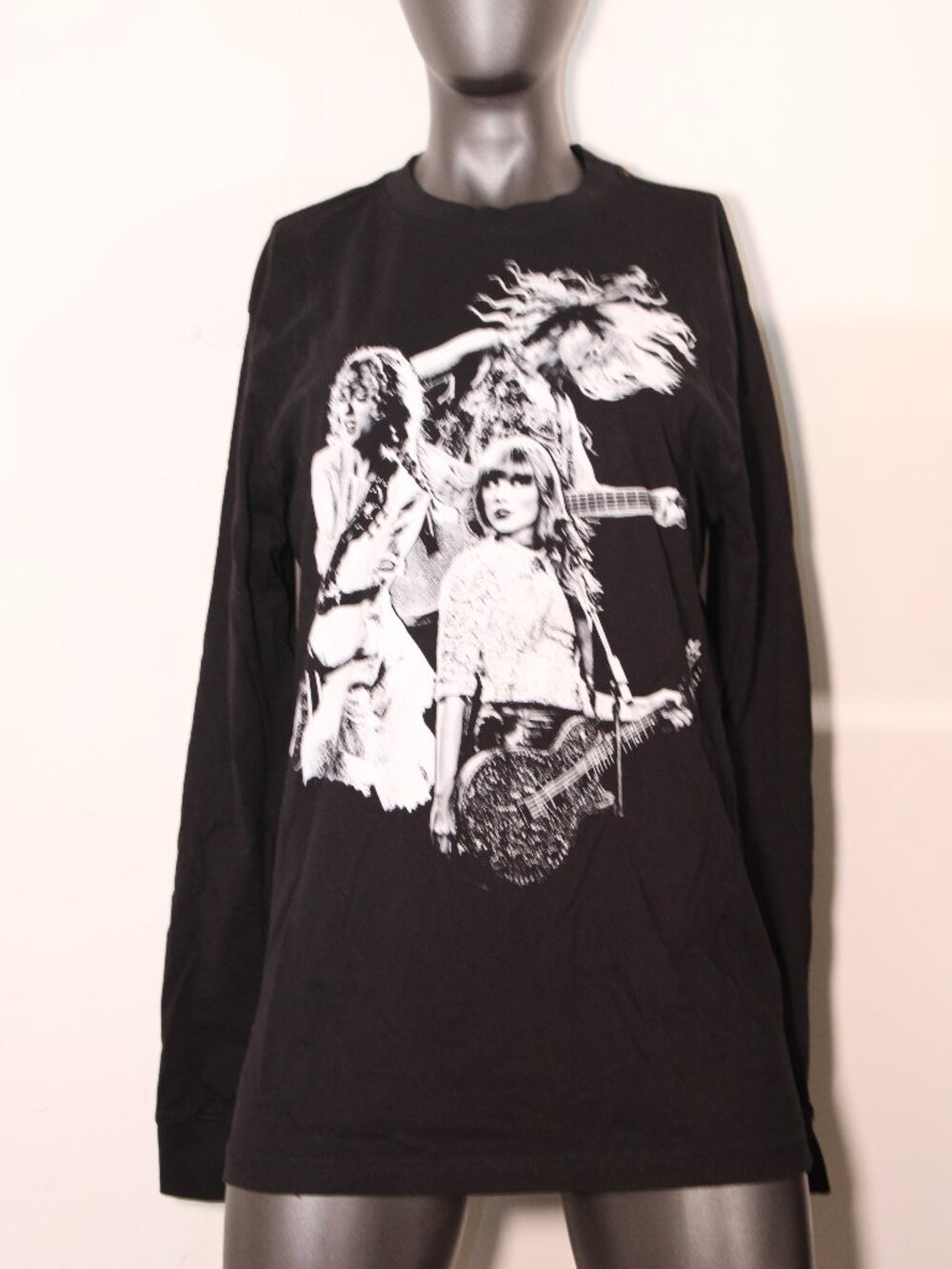 Official Taylor Swift The Eras Tour Photo Long Sleeve T-Shirt